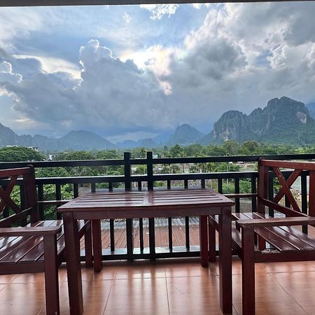Vang Vieng Backpackers Hostel 외부 사진