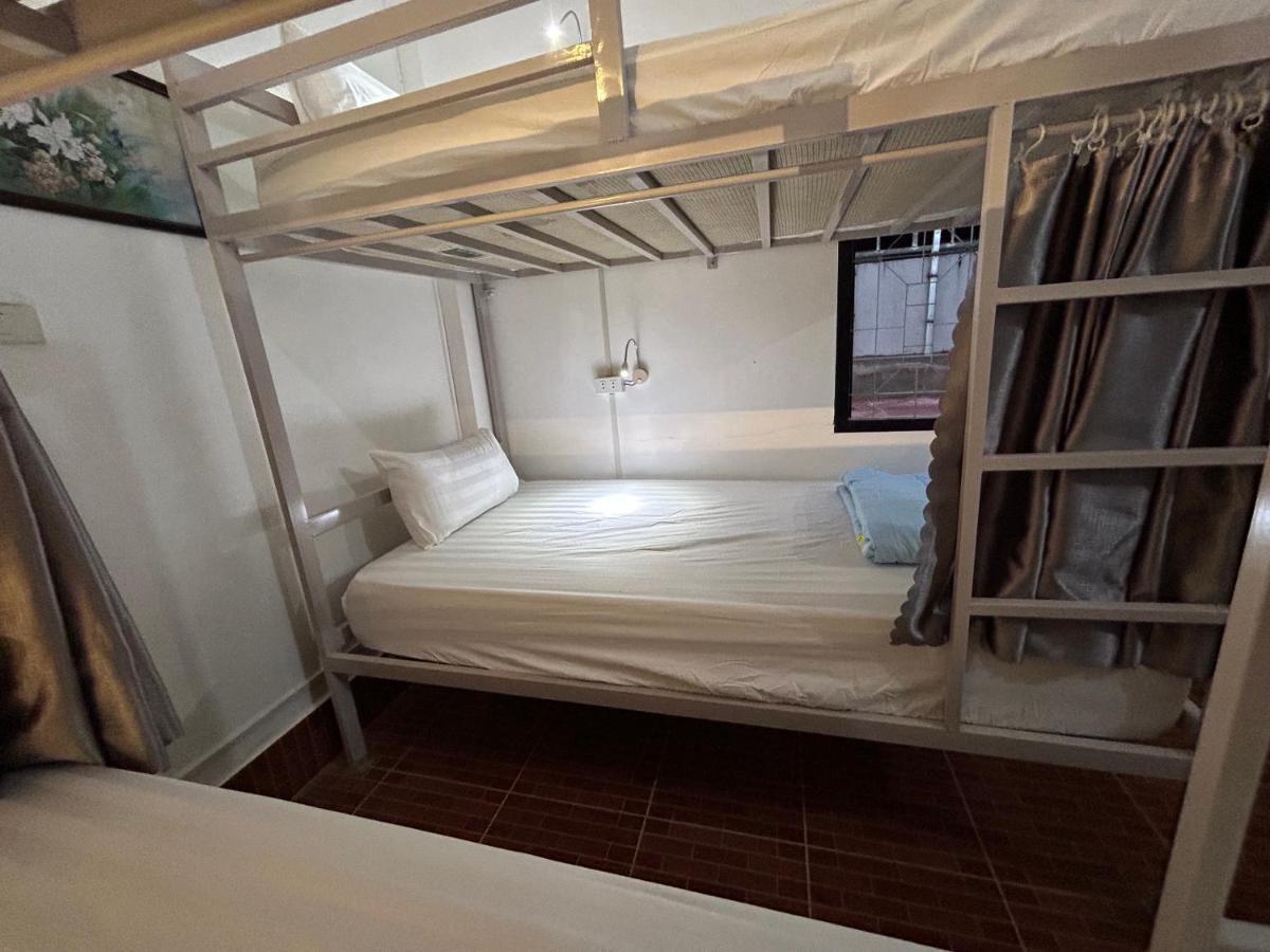 Vang Vieng Backpackers Hostel 외부 사진