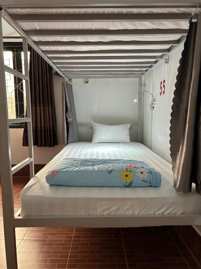 Vang Vieng Backpackers Hostel 외부 사진