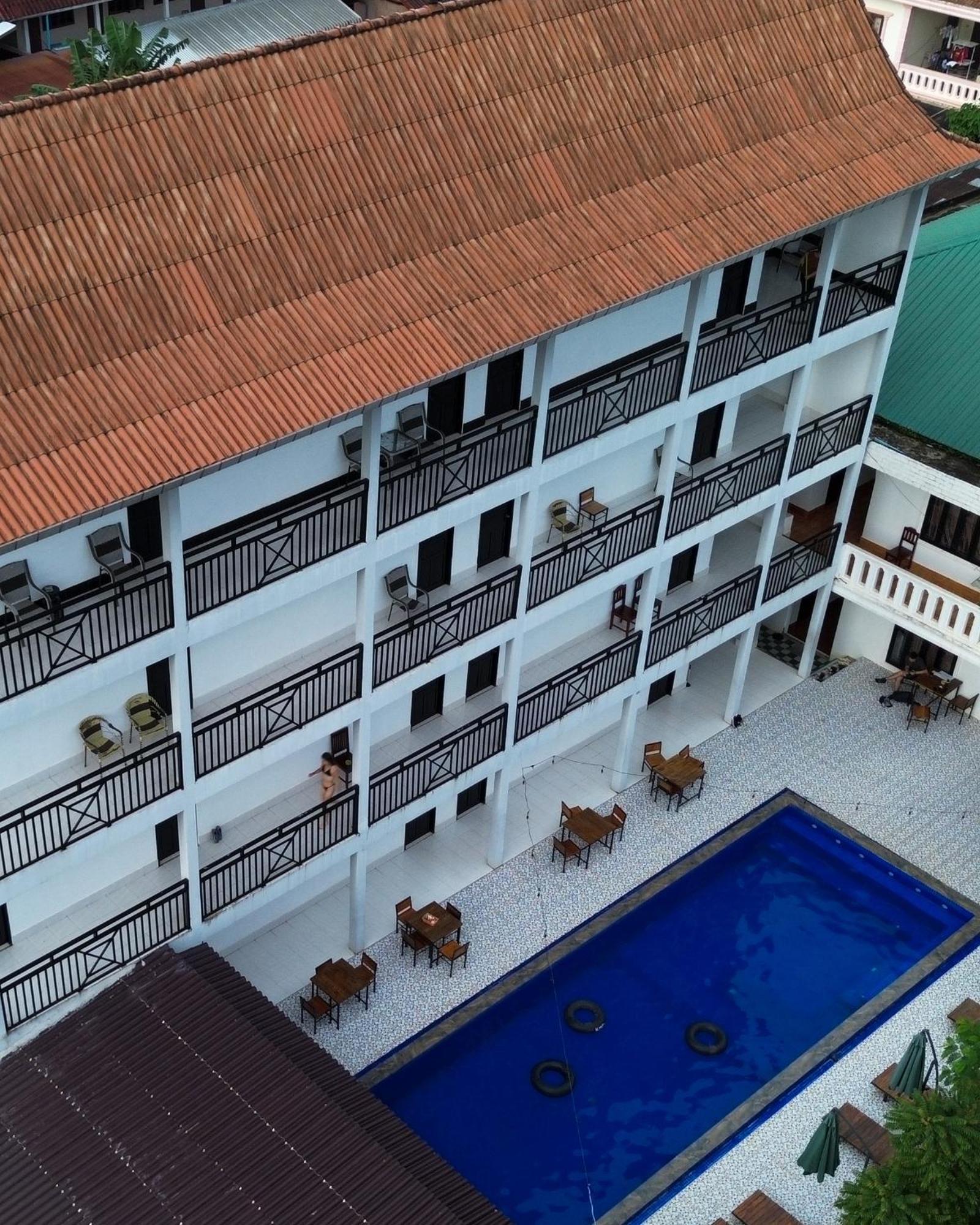 Vang Vieng Backpackers Hostel 외부 사진