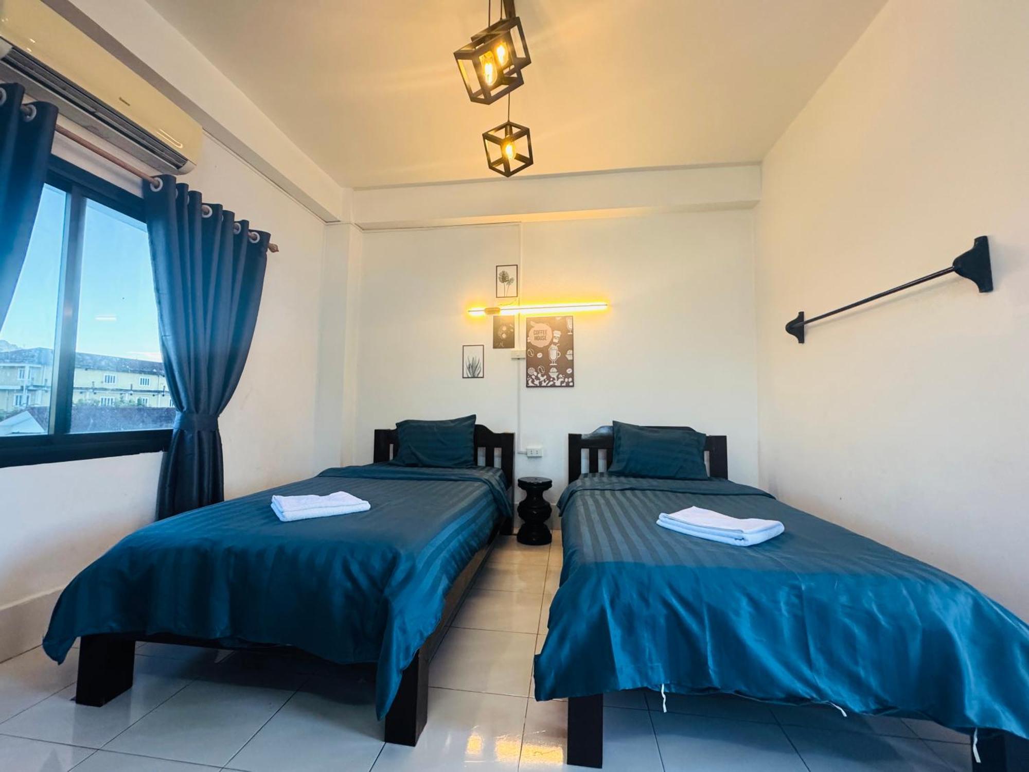 Vang Vieng Backpackers Hostel 외부 사진