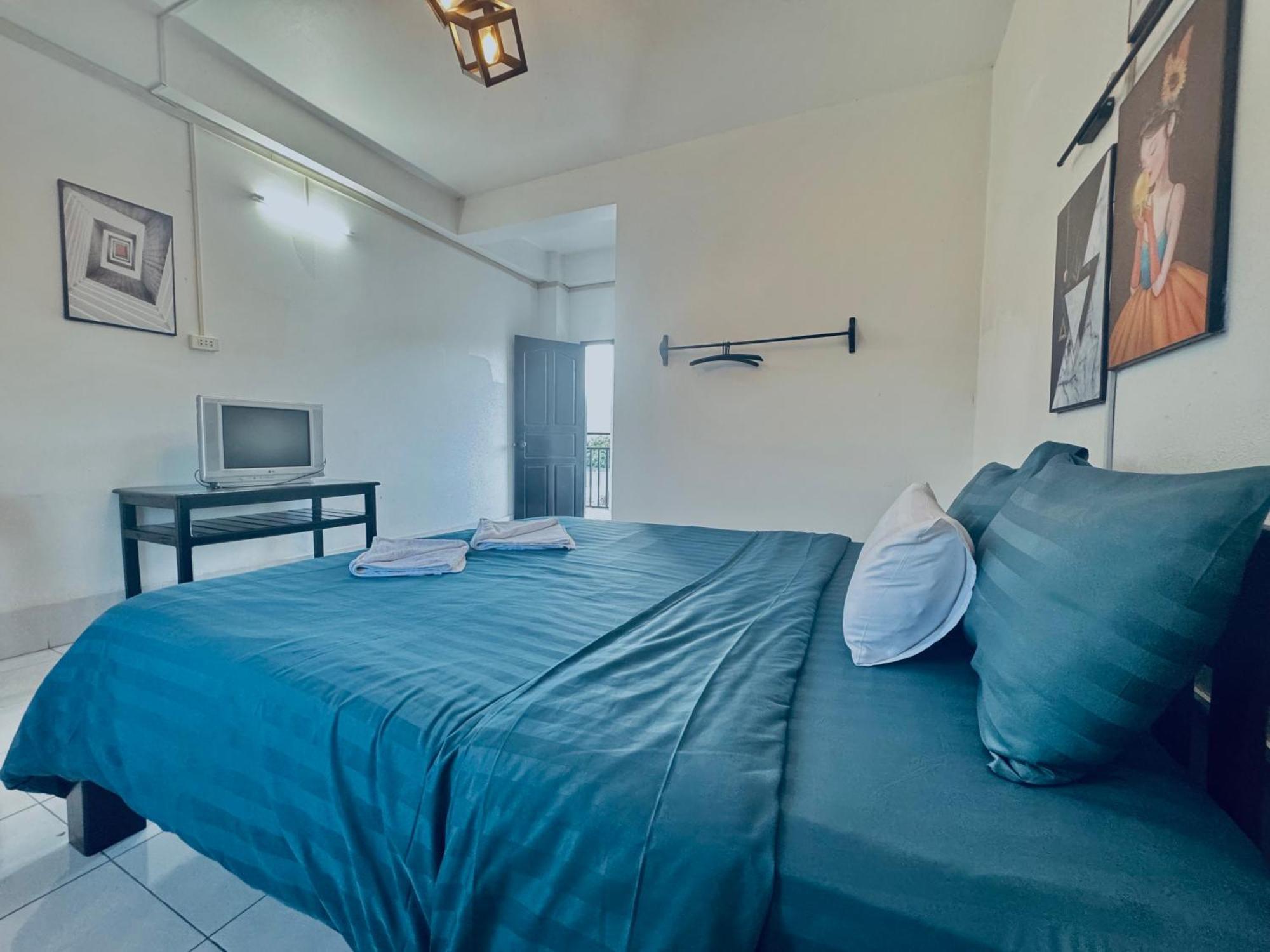 Vang Vieng Backpackers Hostel 외부 사진